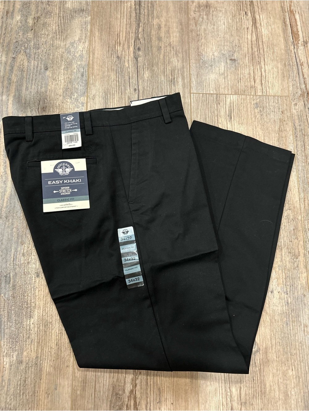 Dockers Black Easy Khaki Classic Fit Men’s Chinos